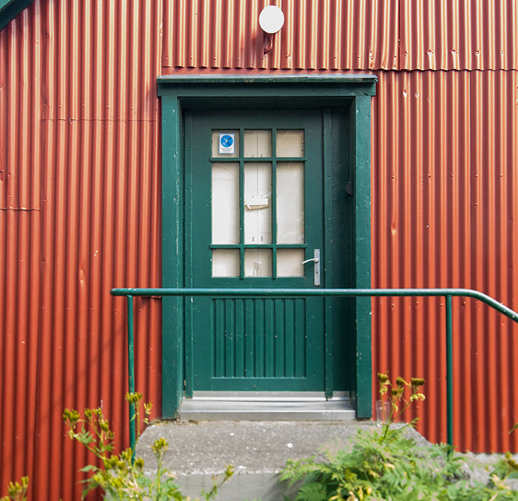 Green door in Reykjavík