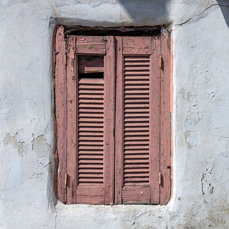 Rose Window in Lefkes