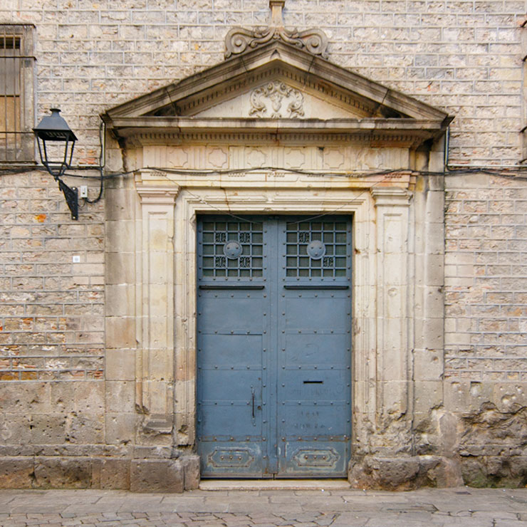 Steel and stone entry in Barcelona