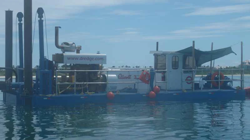 Dredging at Bakers Bay